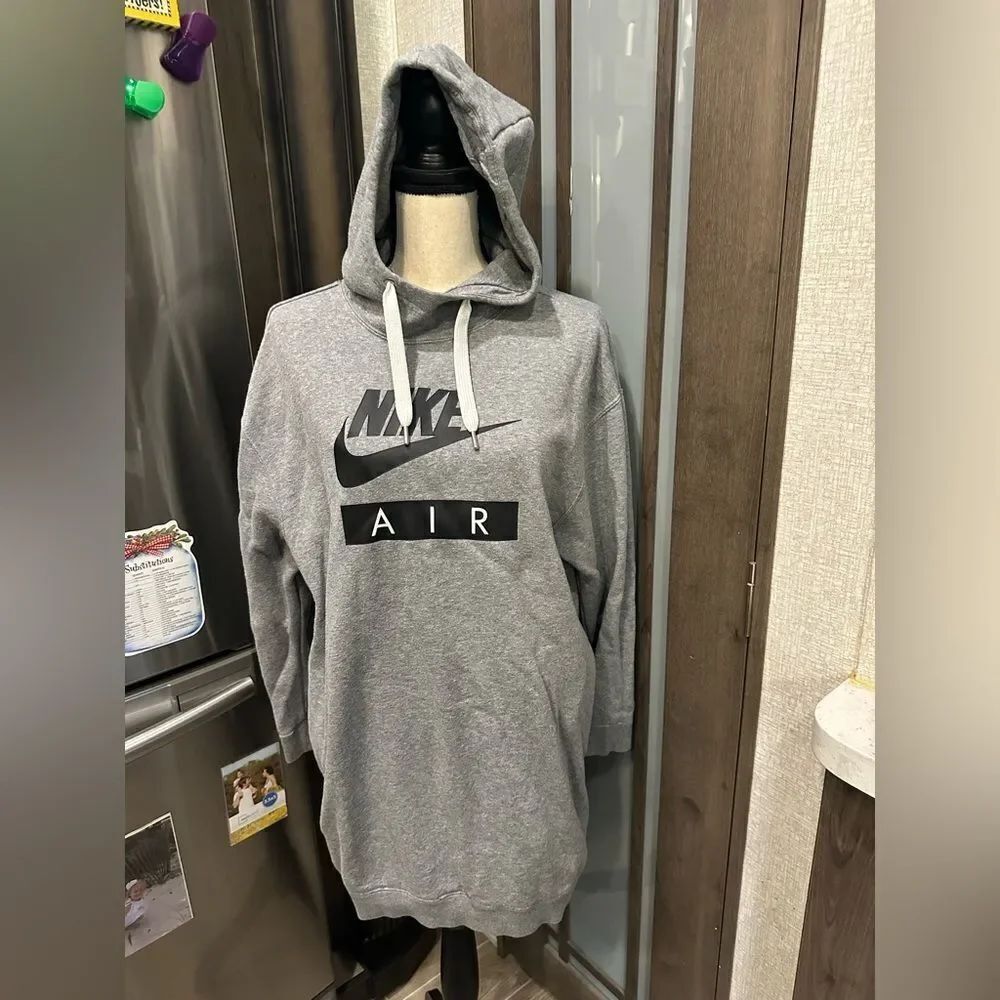 Nike Gray Pullover Hoodie with Graphic Logo